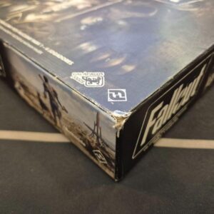 Fallout (Com insert)