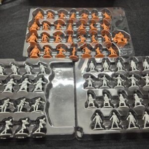 Zombicide 2ª Temporada: Prison Outbreak (Split Conner, danos no fundo da caixa)