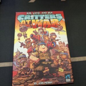 Air, Land, and Sea: Critters at War (Em Ingles)