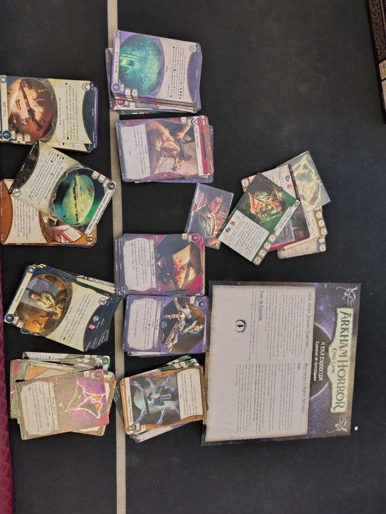 Arkham Horror: The Card Game - A Era Esquecida (Expansão de Investigador)
