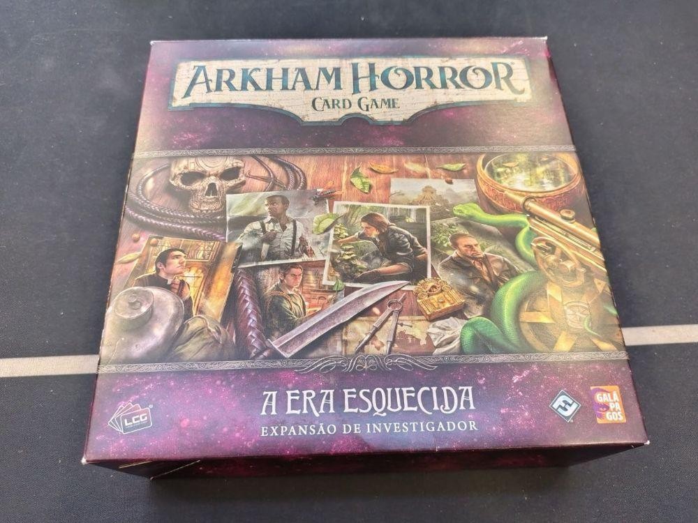 Arkham Horror: The Card Game - A Era Esquecida (Expansão de Investigador)