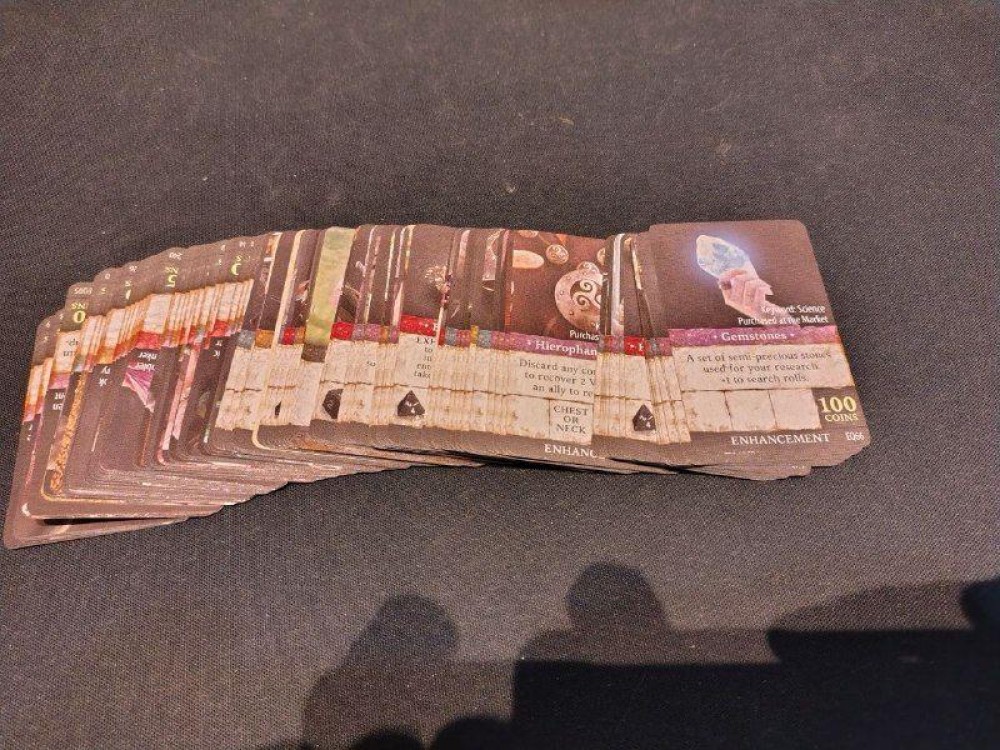 Folklore The Affliction – Equipment Card Pack (Sem caixa)